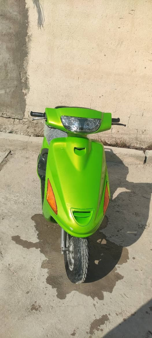 سلام وعليكم دراجه نوع فراشه نضيفه كلشش ومكفوله كفاله عامه 
مكان بصره قضاء الدير 
لحد يدخلي خاص يكلي شبيه مكفوله كلشي شغال بيه 
سعر 525 وبيه مجال 
رقم الهاتف ***********
