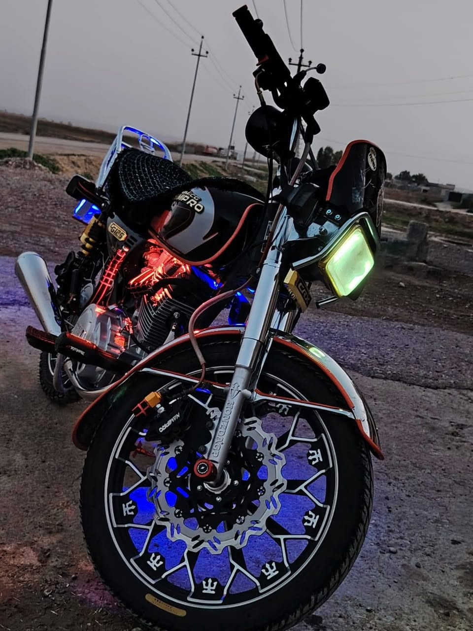 للبيع 2025 محرك 200 🔴السعر 800
رقم ***********
