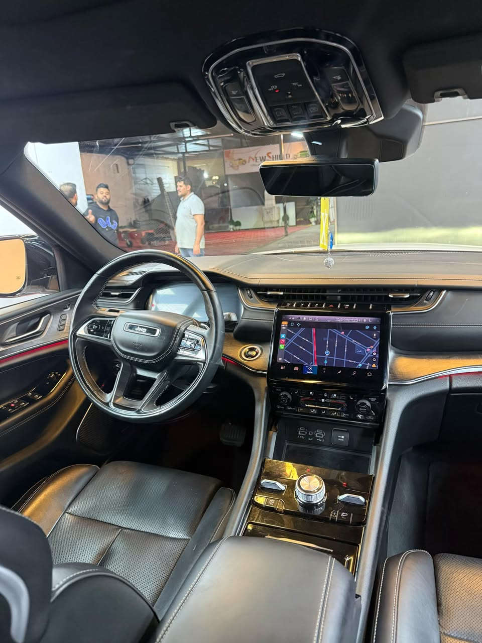 جيب كراند شيروكي (اوفر لاند )  2024
5 راكب 
خمسه راكب سته سلندر 
محرك 3.6
ماشيه 20 الف كيلو 
سياره وكاله هارلم وصار بيهه حادث بنيد و مدكر و تبدلن بدون صبغ قطع مال تفصيخ وصور الحادثه مرفعه بدووون ارباك 
المواصفات:

نظام تعليق هوائي ( جكات )
رادار ( امامي - جانبي - خلفي )
قيادة ذاتية
نظام الرؤية الليلية
مستشعر نوم السائق
أربع كامرات محيطية 360
كامرة فى المرأة الداخلية

خمسة بصمات دخول ذكي بدون مفتاح
بانوراما
كشنات دبل كهرباء + مساج + تدفئة + تبريد امامي خلفي
ميداب ديسبلي
أنارة محيطية
نظام الصوت lbin ( 19 سماعة )
شاشة وسطية + شاشة امام الراكب
كيجات دجتل
المقاعد الأمامية تبريد وتدفئه
مقعد السائق والراكب مساج
المقاعد الخلفية تبريد وتدفئة كشنات
حساسات أمامية + خلفية + جانبية

للاستفسار ***********
سعر 435 مجال بسيط 
العنوان :بصره جبيله
