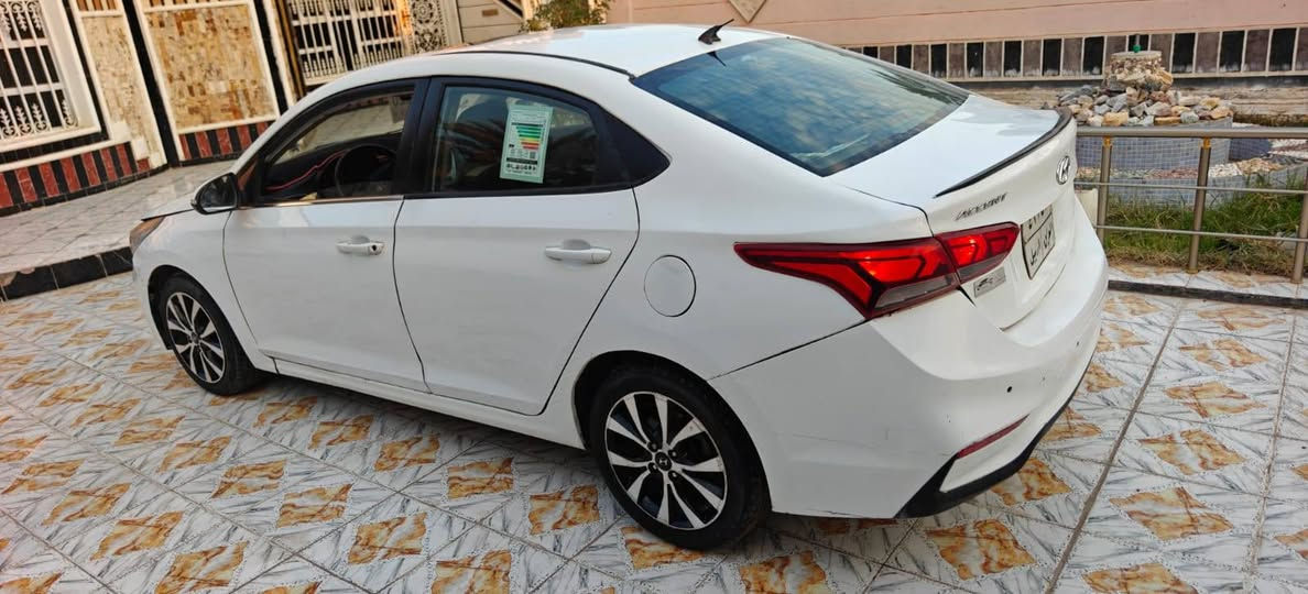 اكسنت 2020خليجي فول موصفات رقم اربيل مكينه كير حداديه تبريد كله بشرط سياره بها ضربه جاملغ خلفي صفحه السايق او بابين سياره بها مكانات صبغ يعني غير مكفوله من الصبغ سياره جاهزه 
 وعندي فيديو مصور للسياره  تشوف كل شيء بيها 
السعر 88هاتف ***********واتساب***********
