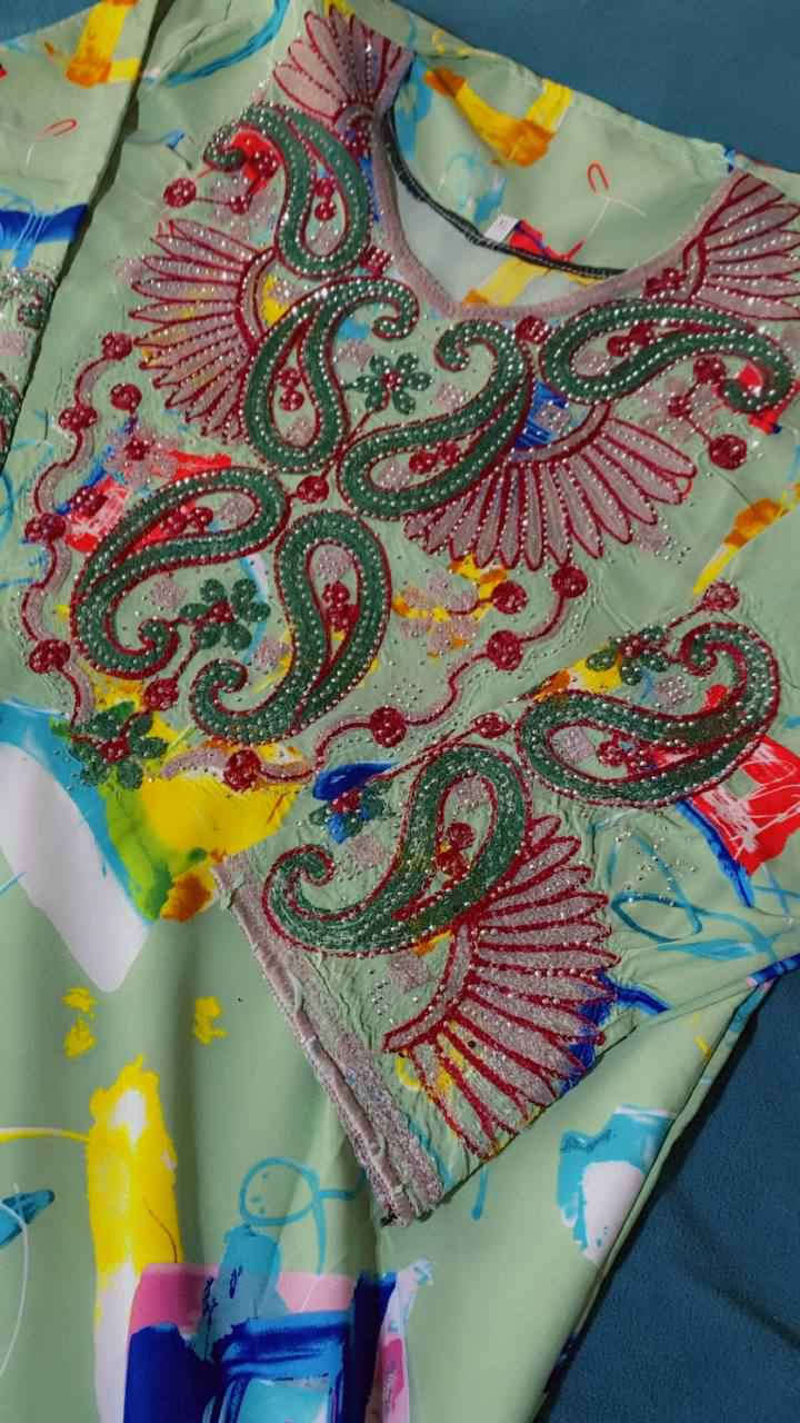 مخور رمضاني كلش نازك 
الصدر تطريز وستراس 
القياس ( لارج - اكس لارج - 2 اكس لارج)

السعر 15 الف بغداد, العراق


**إذا كنت صاحب هذا الإعلان وتريد حذفه لأي سبب، رجاءا أرسل رسالة إلى الدعم الفني**