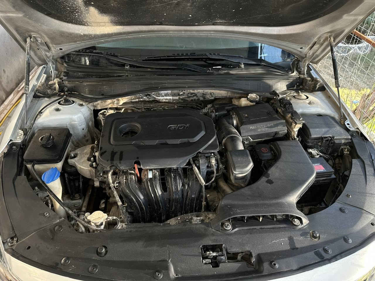 اوبتيما موديل 2020 بيها قطعتين صبع وقطعتين بس كلير وبيها مكانات بارد  بدون دواخل سياره شواصي والغود مشروطا بيع او مراوس مكاني ديوانية *********** رايدها 125 بيها مجال
