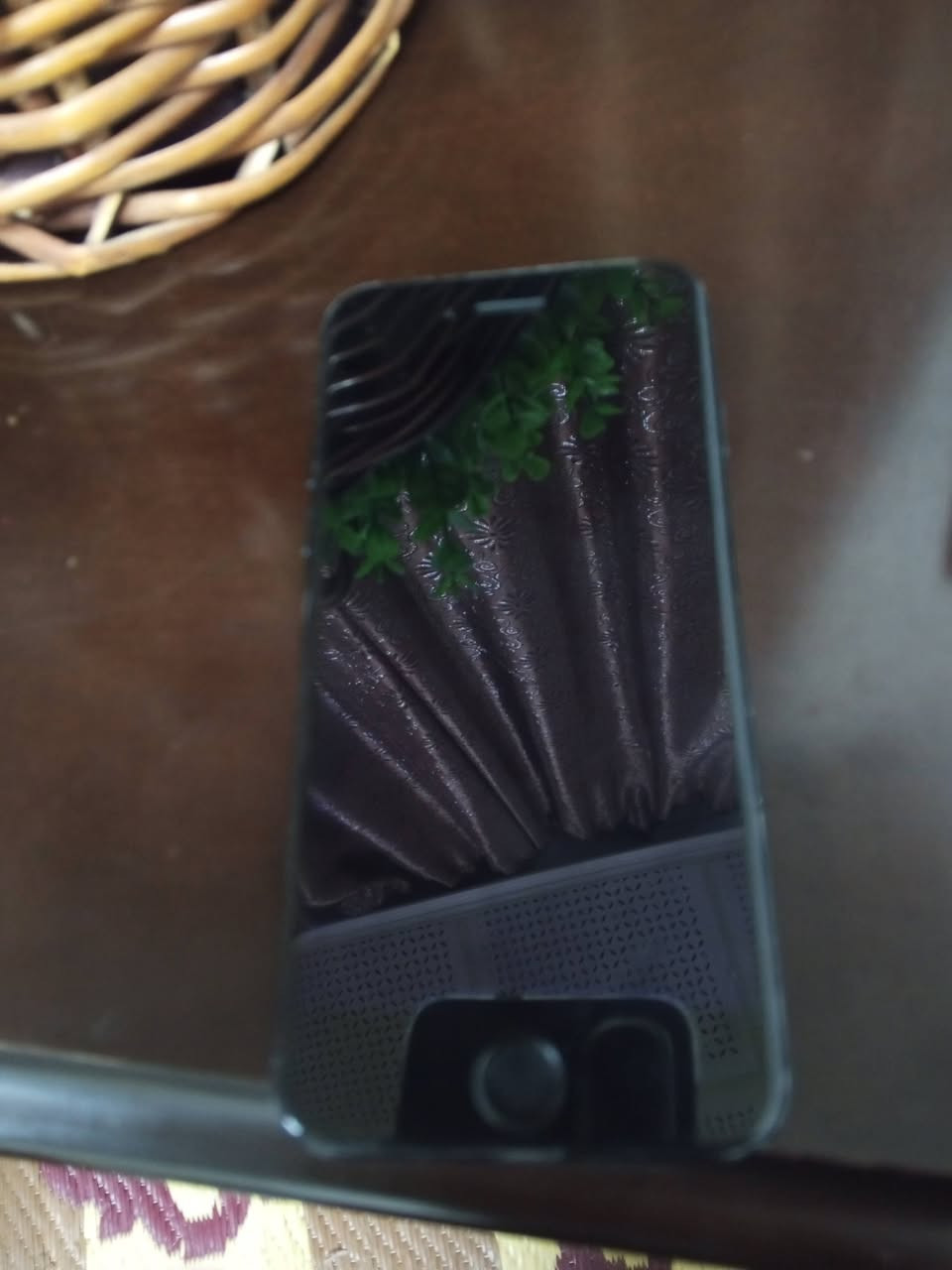 السلام عليكم ايفون 7 ذاكرة 256 طلعلي مال الامزون اني ما فاحصه ماعندي واير الايفون ابيعه حديد عندي توصيل لكل المحافضات السعر 25الف قفل ما عدا التوصيل 5 الف هذه رقمي ***********فقط واتس اب
