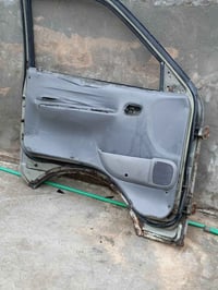 بيبان للبيع مال الفين واثنين  باب سايق والصدر بسعر مناسب 07725057129