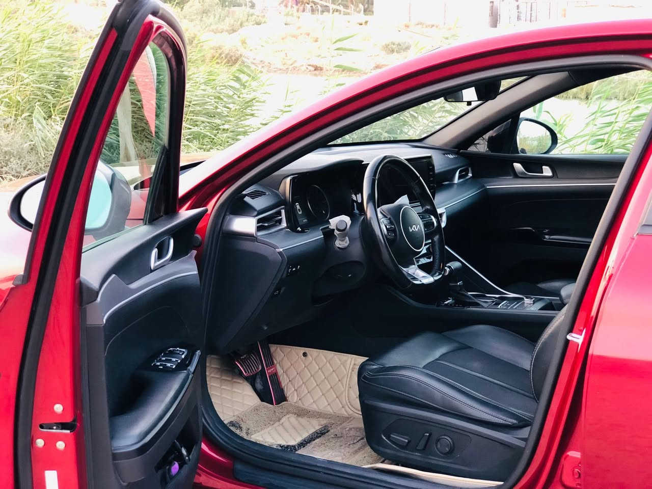 على بركة الله 

كي فايف للبيع
موديل 22 اصل
رقم ذي قار معوقين 
اللون 🍒 كرزي
سياره جاهزه من كلشي 
محرك جي تي لاين
اشاير بالمري
كشنات جلد
تحكم ستيرن
مثبت سرعه
تشغيل عن بعد
ضررها تبديل البنيد فقط
وبيها كلير من امريكا ب البيبان
سياره جديده بمعنى الكلمه
السعر 150 ورقه 
مكان السياره ( ناصريه -سوق الشيوخ )

للاستفسار /  ***********
