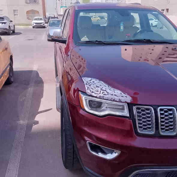 السلام عليكم
جيب كراند شيروكي
موديل 2019
امريكي 
فتحه سقف
محرك 3600
كشنات جلد
بصمه تشغيل عن بعد
كرسي كهربائي 
جنطة كهربائي 
كرسي خزن ميموري
2ويل 
حساسات خلفيه
شاشة كبيرة
ماشيه 70
بدون ضرر حادث في بغداد تبديل جاملغ امامي ايمن
مكينه مجفته 
سعره 230ورقه
***********
