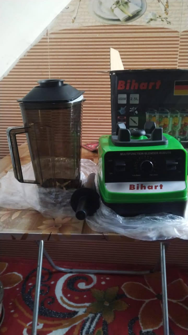 للبيع اوفن كبير نوع الكبير نظيف جداا السعر 70 + خلاط الماني شرط كارتون السعر 25 شرط الماني 
***********
شاشه. بلازمه الحجم 24     بنكو بي دفدي داخلي ام القرص نظيفه ماداخله تصليح ترهم للكامرات وايضاا دواره السعر 50 المكان كوت ***********
