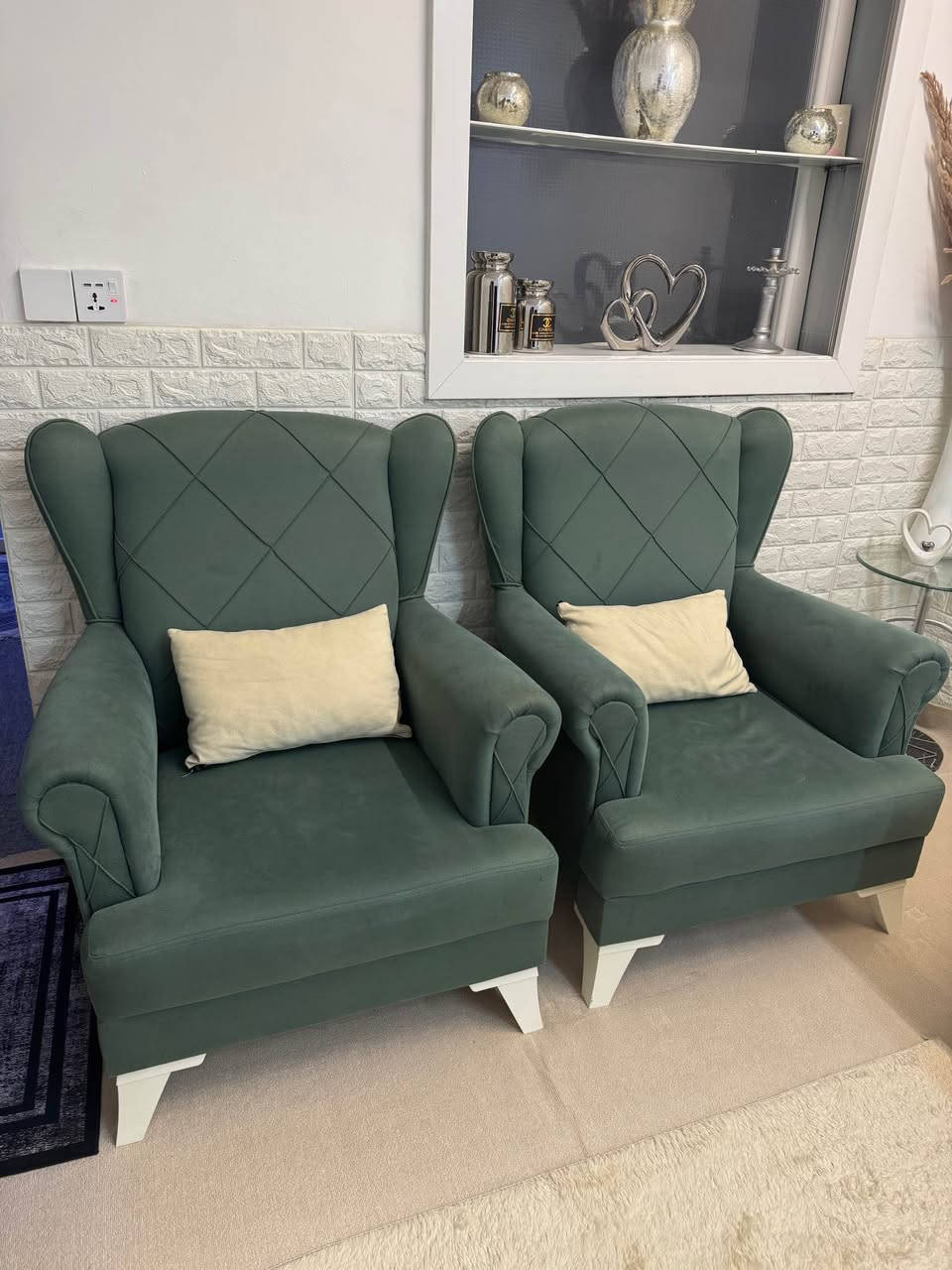 تاقم قەنەفەی تورکی ١٠ نەفەری زۆر کەم بەکارهاتووە وەک لۆک وایە هیچ دڕاوی و کاڵبوونەوەی نیە ، ژێری مەخزەنە
لە سلێمانی نرخی ٦٠٠ هەزار و معامەلەیەکی کەم السليمانية, العراق


**إذا كنت صاحب هذا الإعلان وتريد حذفه لأي سبب، رجاءا أرسل رسالة إلى الدعم الفني**