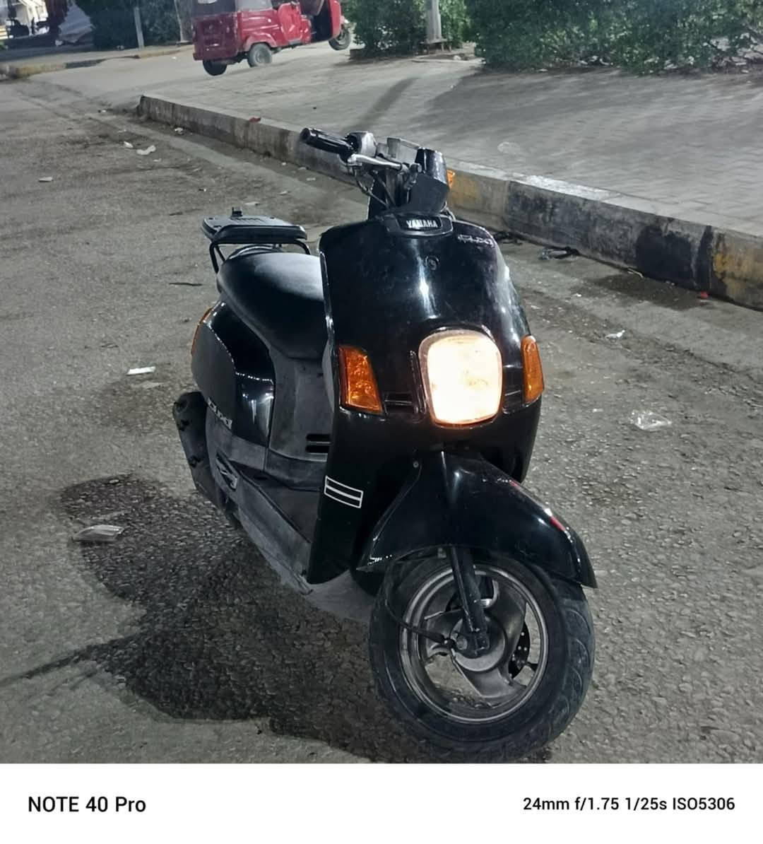 سلام عليكم دراجه للبيع مستعجل ع بيعتها نضيفه محرك ما مفتوح سلف هندر مابيهن شي السعر 650 موجود واتساب اتصال ***********
