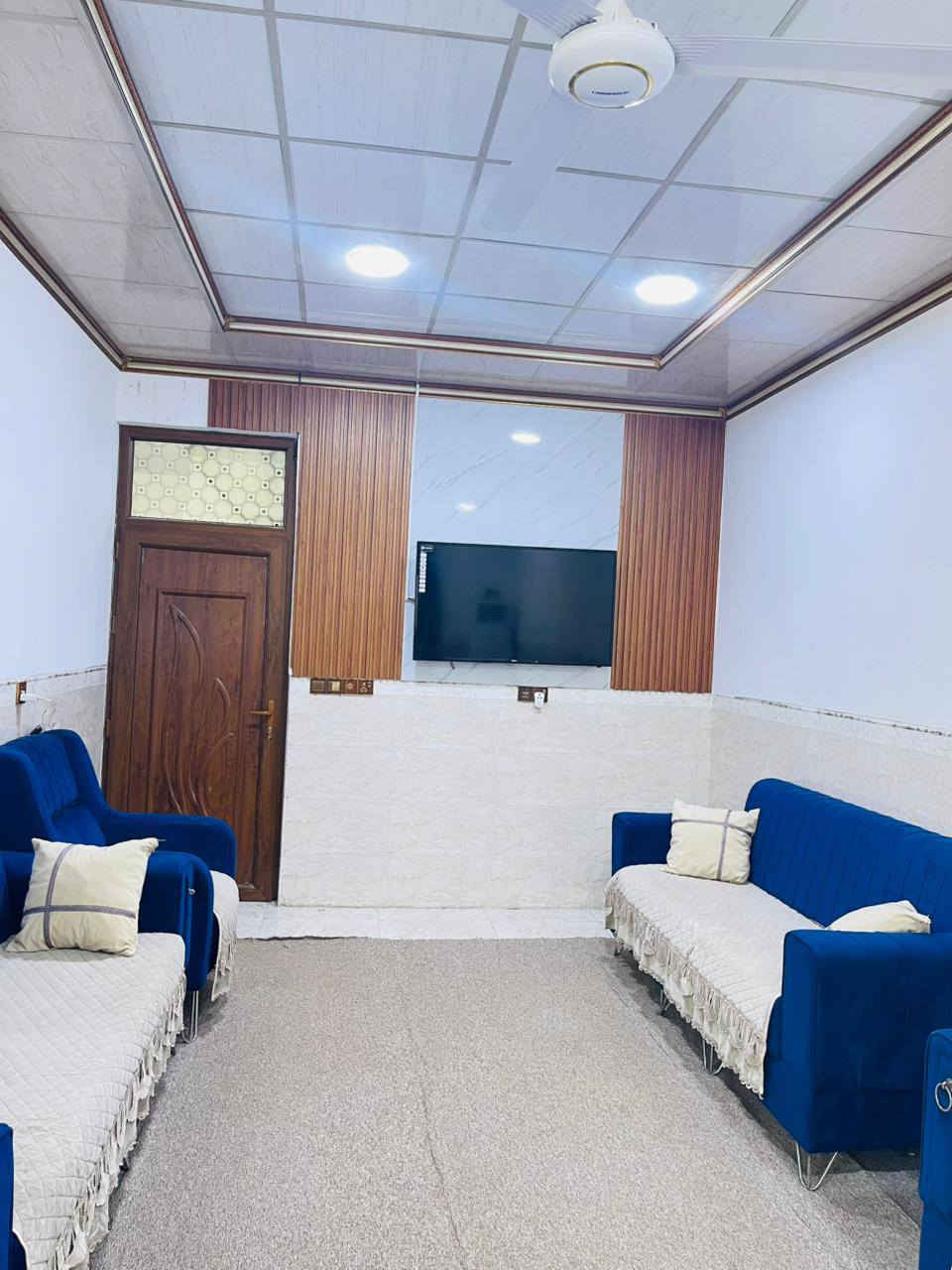 سلام عليكم دار البيع مساحه 150متر قاط واحد جزء اول كامل خدمات طابو زراعي سند 25  العنوان حولي تحرير زراعي محمد ليله الاستفسار على هذا الرقم ***********
