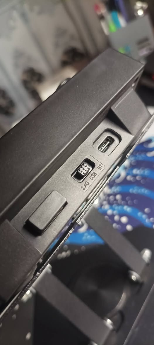 سلام عليكم كيبورت مني 20% ميكانك سويچات بنية صوت طرب اسم كيبورت GMK26جديد تفاصيلة واضحة وفي صورة 
يوجد توصيل 
سعر 25الف 
توصيل جميع محافظات 6الف دينار


**إذا كنت صاحب هذا الإعلان وتريد حذفه لأي سبب، رجاءا أرسل رسالة إلى الدعم الفني**