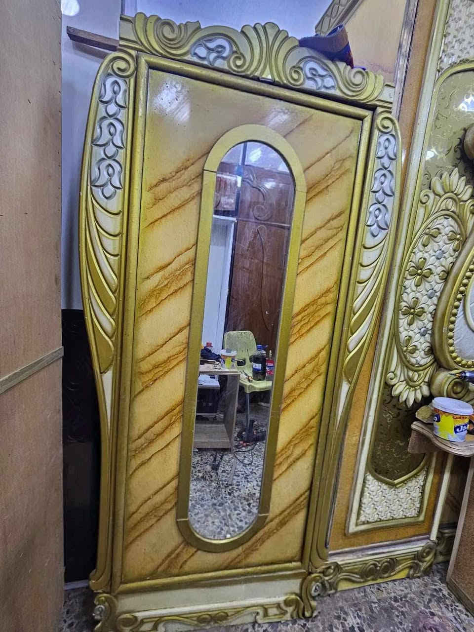 للبيع غرفه نوم صاج كنتورها ابو ٦ ابواب وملحق غرفه داخل وخارج صاج كامله من صبع تلميع اي نقص مابيها غرفه كلش حلوة ونظيفه السعر ٦٠٠ الف مكانها بغداد واكو توصيل بكروة داخل بغداد


**إذا كنت صاحب هذا الإعلان وتريد حذفه لأي سبب، رجاءا أرسل رسالة إلى الدعم الفني**