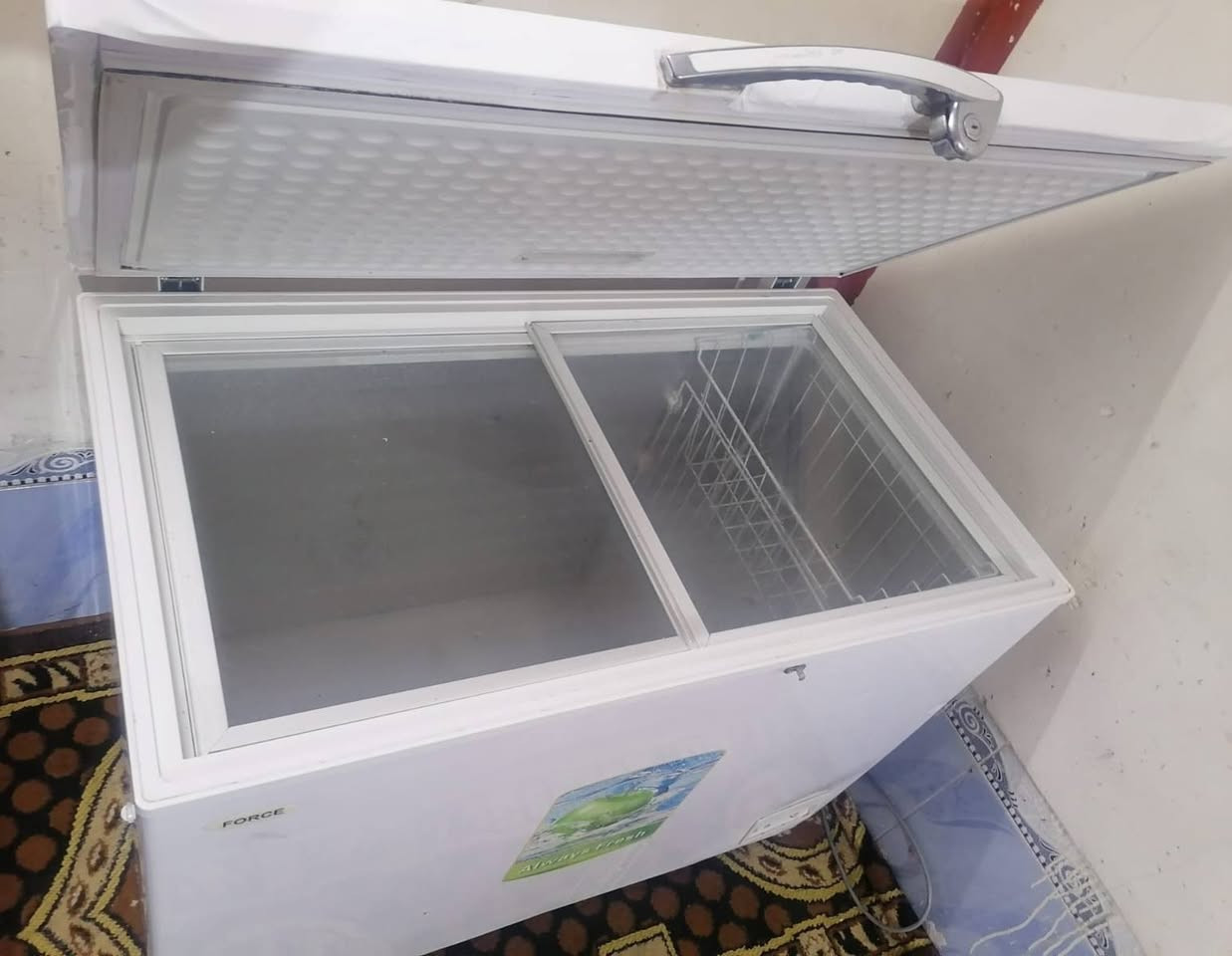 مجمدة ١٤ قدم
٢٣٠ وبي مجال حق الجية


**إذا كنت صاحب هذا الإعلان وتريد حذفه لأي سبب، رجاءا أرسل رسالة إلى الدعم الفني**