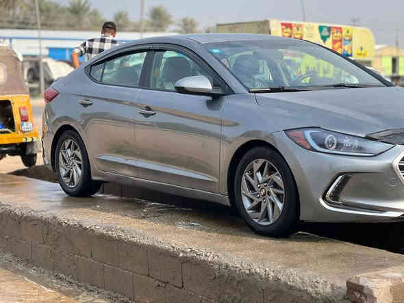 السلام عليكم اخون عندي هاي سيارة النترة موديل 2017 وارد امريكي داخله كلين تيتل وهنا صار عدنه شخط بل جمرلوغ خلفي وصبغته يم قبق  شرط كفاله من دواخل محرك 2000 دوش سيارة محرك وكير خير من الله رقم بغداد دولي جديدة تحويل ثاني يوم مشروع وطني سيارة ماشيه 105 كير  Ate سيارة صدر أمامي خلفي مكفولت كفاله سيارة  سيارة جديدة لوك على كل عيب وين يعجبك افحص لتخلي شي بنفسك سونار موجود بيهة تفاصيل أكثر موجود تقرير امريكي موجد  موضحلك كلشي تجي تشوف وشتريد اني حاضر  تحكم ستيرن جهتين كمرة خلفيه شاشه مواصفات خاصه مكاني ديالى بعقوبه شراي يتصل ويدلل وهاذة رقمي ***********.      سعر السيارة 122 وبي مجال شراي يتصل ويدلل
