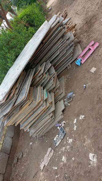 سلام عليكم خشب للبيع من ضمنه بلاويد كميه كلش هواي نضيف عنواني بغداد ابو غريب ***********
