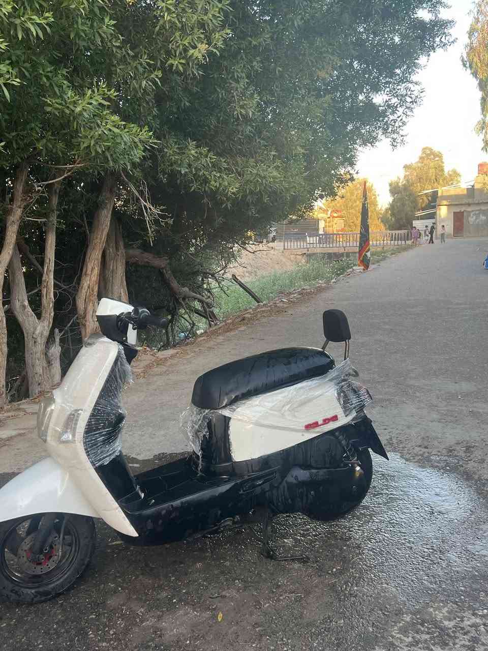سلام عليكم دراجه بوليس نوزل للبع كفاله علمه امس نازله رمبه ———————————————المكان ابو خصيب البصره —-السعر خاص —-الرقم ***********
