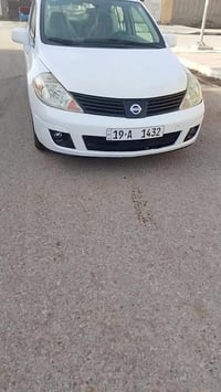 نيسان موديل 2008 مكينه 200 حاويه ماشيه 148 السعر75 07725642398