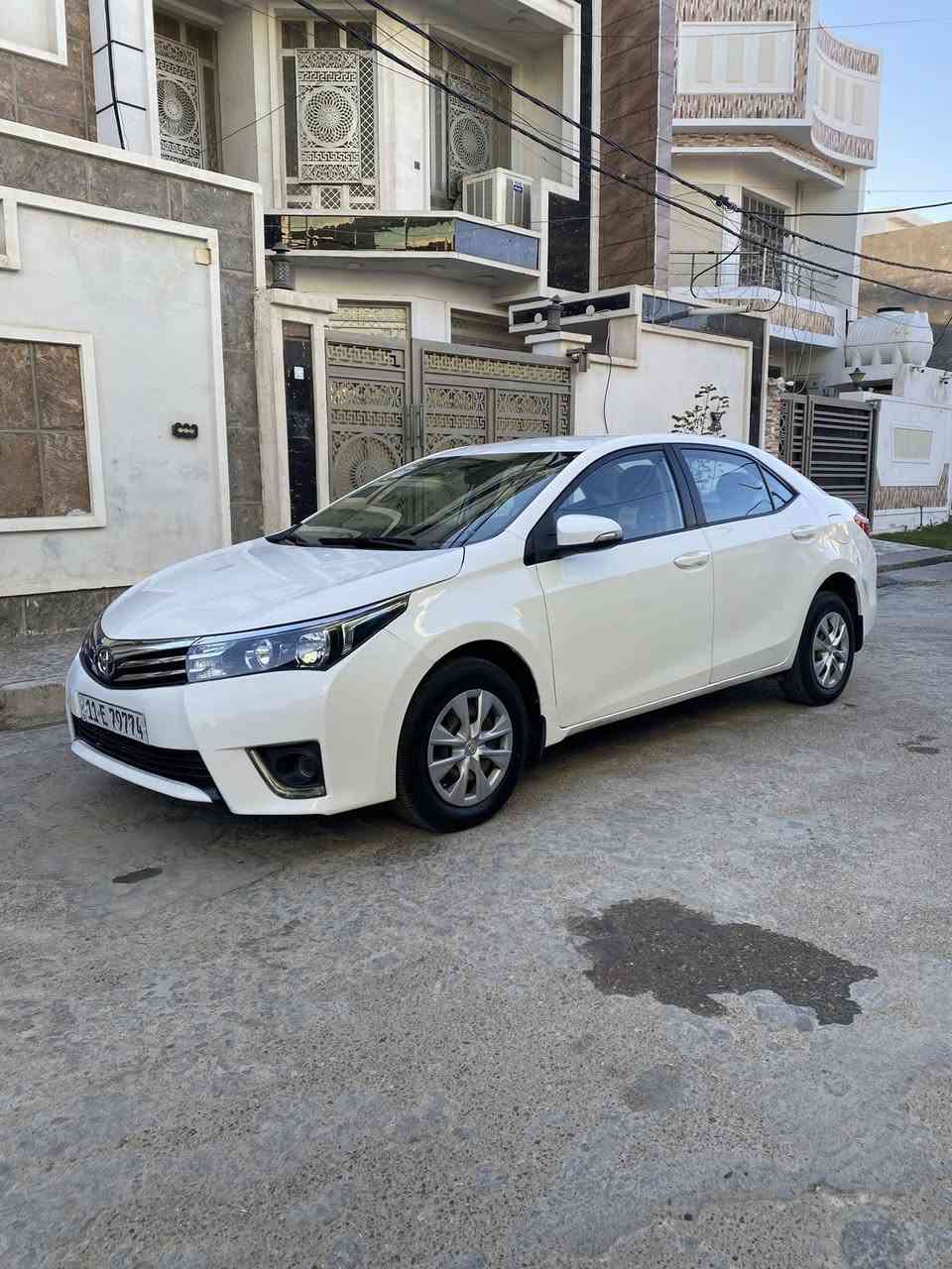 تحية طيبة الى جميع اخواني الاعظاء المحترمين افتح الفيديو علمود تعرف التفاصيل للبيع كورلا موديل 2015 خليجي رقم بغداد انكليزي سنويه جديده هزه جديده تخم تاير جديد صدر امامي خلفي جديد السياره جاهزه من كلشي برغي مابيها نقص بيها رش قطعتين بدون اي داخل بدون معجون السعر 129 مكاني الانبار فلوجه للاستفسار 
***********
***********
