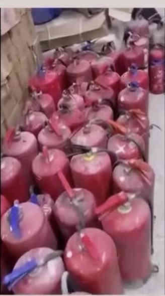 سلامتك وسلامة مكان عملك  وبيتك يبدأ بخطوة 🔥🔥  
#يتوفر_كادر_متمرس_لنقل_وصيانه كافه احجام المطافئ الحريق #من_والى_مكانك 
وباسعار مناسبه
 
 😍عرض خاص 

إلى اصحاب المحال التجاريه
والمصانع 
يتوفر كادر متمرس
#لنقل #وصيانه المطافئ #من #والى مكانك
وباسعار  مخفظه ومناسبه 

اتصل ولا تتردد
***********

***********
