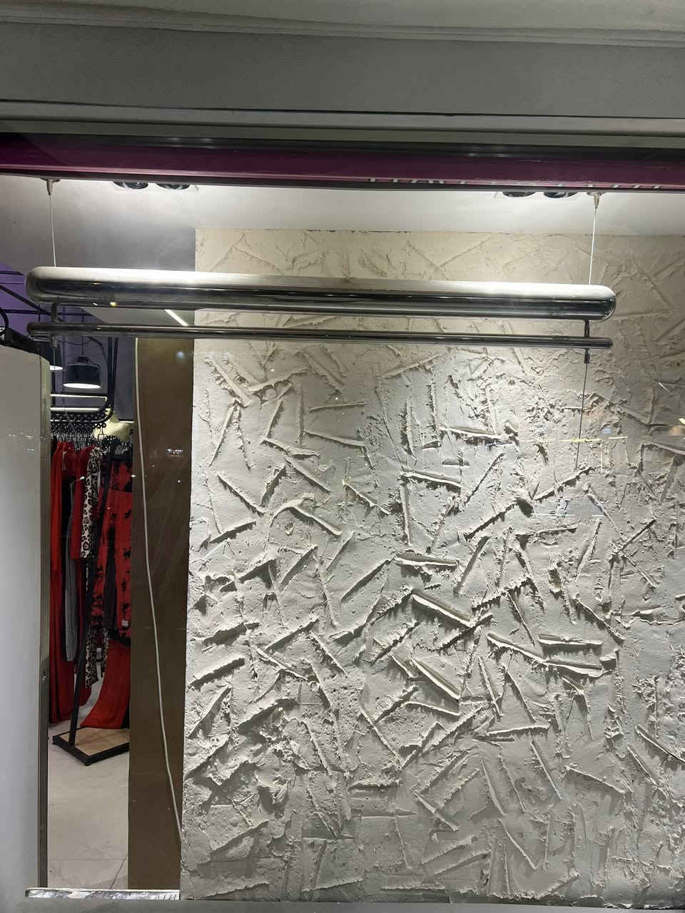 ستاند ديكور للبيع
سل ستيل عرض ١٢٠ 
تتحكم برتفاعه بسيم يجي وياه
ديكور داخلي وخارجي ...
السعر ٥٠ الف ديكور صيني 
*********** متواجد فقط وتساب ؟
