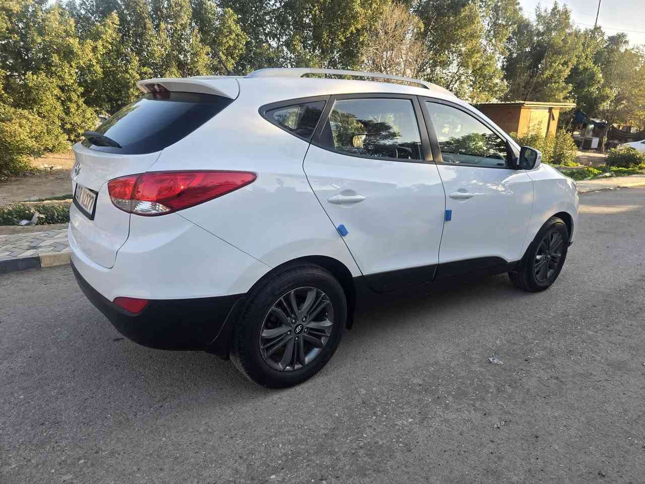 ياالله
السلام عليكم
توسان ٢٠١٥ خليجي
مكينة ٢٠٠٠ دوش سونار داخل المنشور السيارة جديدة وجاهزة 
مكينة وكير مكفول مكاني بغداد السعر ١٤٤ رقمي ***********
