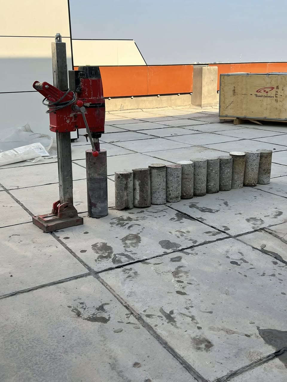 كور التثقيب وقص الكونكريت والصب وعمل فتحات سبالت وفتحات صاروخيه وفتحات مرازيب  وفتحات المجاري التعليك العمل داخل البصره فقط الاستفسار ع وتساب ***********
