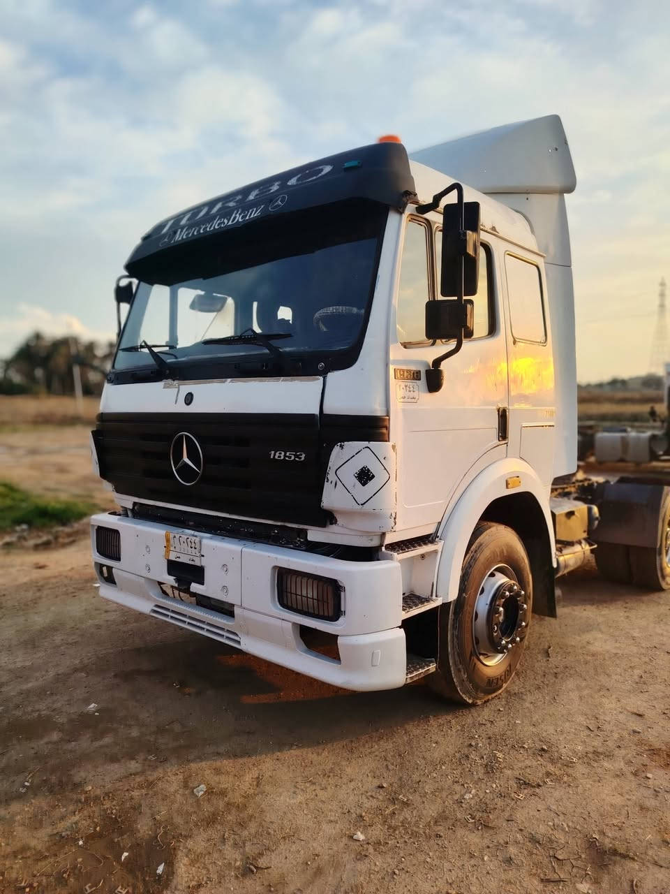 للبيع 93 مكينه 38 جديده استفسار *********** ***********
