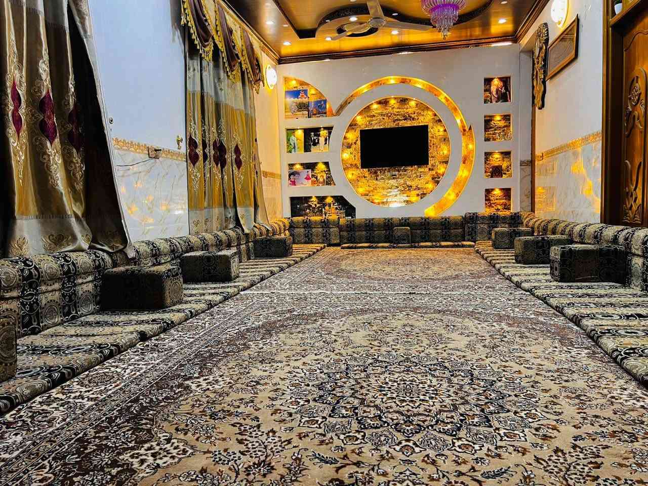 تخمين او ديوان 21 م البيع مكاني بابل كفل 
التخمين سعرهن 450
الديوان سعر 250
بيهن مجال


**إذا كنت صاحب هذا الإعلان وتريد حذفه لأي سبب، رجاءا أرسل رسالة إلى الدعم الفني**