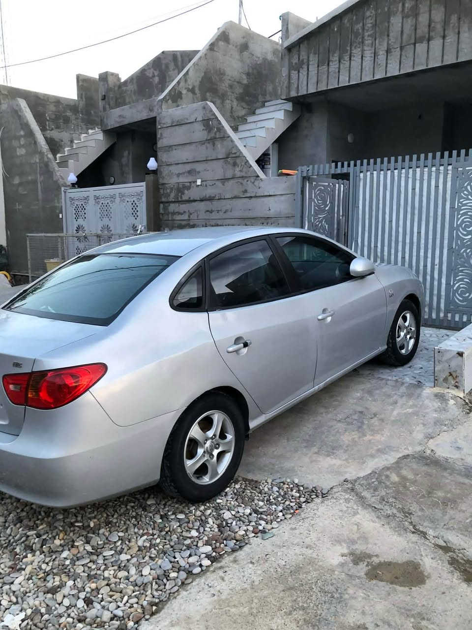 ئاڤانتی برااااااوەی 2007

شتی نموونە  وەپاکی ماوەتەوە

چوار تایەو ویلی لۆۆۆۆک🛞

سەقفی شووشە🪩

دەکشن بەرز

کامل مەسووف کرااوە

جامی پێشو پشتی هەلگیراوە

شوین: کەلار

نرخ:47مجال

ژم*********** كالار, السليمانية
