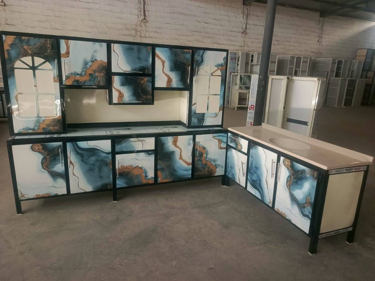 كاونتر مترين ونص سنك متر ونص مرمر  .
السعر  320

مجاني داخل بغداد

يوجد توصيل الجميع المحافظات


**إذا كنت صاحب هذا الإعلان وتريد حذفه لأي سبب، رجاءا أرسل رسالة إلى الدعم الفني**