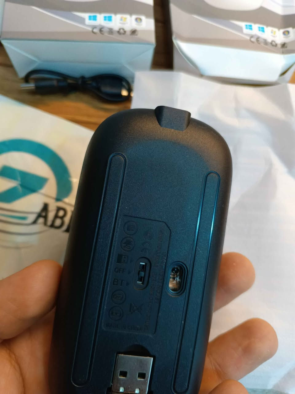 #zabeshow
🔵پێشانگای زەبێ بازاڕێکی ئۆنلاین
ماوس شەحن
نەرمەکلیک
usb and bluetooth
نرخ/١٠٠٠٠
گەیاندن بۆ هەندێك ناونیشانی نیو شاری سلێمانی بێ بەرامبەرە
گەیاندن هەیە بۆ تەواوی عێراق
#sulaymaniyah#کوردستان#electronic#clocks السليمانية, العراق


**إذا كنت صاحب هذا الإعلان وتريد حذفه لأي سبب، رجاءا أرسل رسالة إلى الدعم الفني**