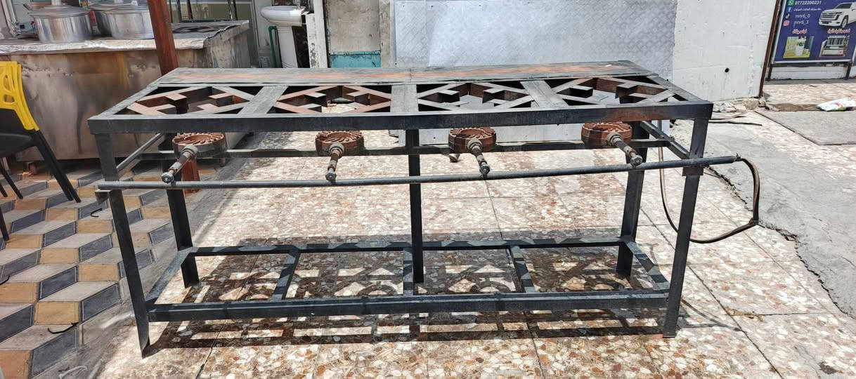 غراض مطعم للبيع طباخ ربع عيون وطباخ فلافل وفنكر وهبكر ***********
