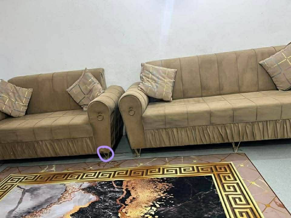 تخم للبيع سعره 250 بي ضرر فقك رجل وحده موضحه بلصوره عنوان حله


**إذا كنت صاحب هذا الإعلان وتريد حذفه لأي سبب، رجاءا أرسل رسالة إلى الدعم الفني**