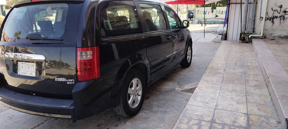 دوج كرفان ٢٠٠٩ محرك ٣٨٠٠
كشن السائق كهرباء

دوسات البريك كهرباء

أبواب كهرباء

جام ٦ كهرباء

كامرة وشاشة
فرس سقف و أرضي 

تخم تاير... نقص بوش خلفيه فقط

رقم بغداد بسمي مشروع وطني بغداد الكرخ *********** واتساب موجود

