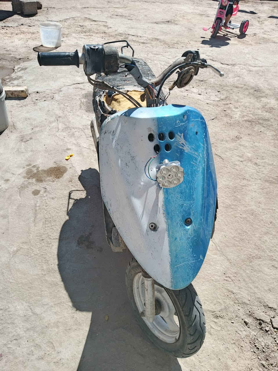 دراجه منغولي حربيه  مكينه توني شاده شلعه تعليك ومشي 60 شرط
للبيع  سعر 150 وبيه مجال


**إذا كنت صاحب هذا الإعلان وتريد حذفه لأي سبب، رجاءا أرسل رسالة إلى الدعم الفني**