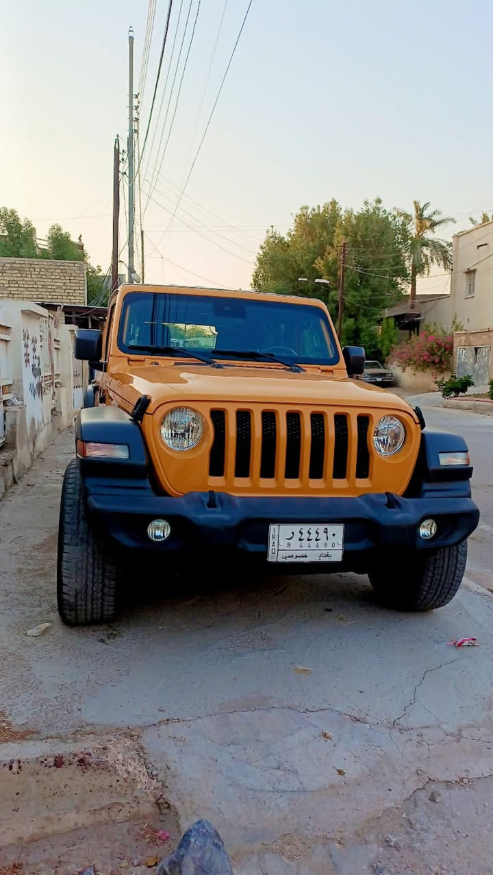 سعرها ٢٣ وبيها مجال
اتمنى بنيه تاخذها ماريد انشرها بكروبات الشباب لان لونها بناتي واني كلش محافظه عليها 🧡


**إذا كنت صاحب هذا الإعلان وتريد حذفه لأي سبب، رجاءا أرسل رسالة إلى الدعم الفني**