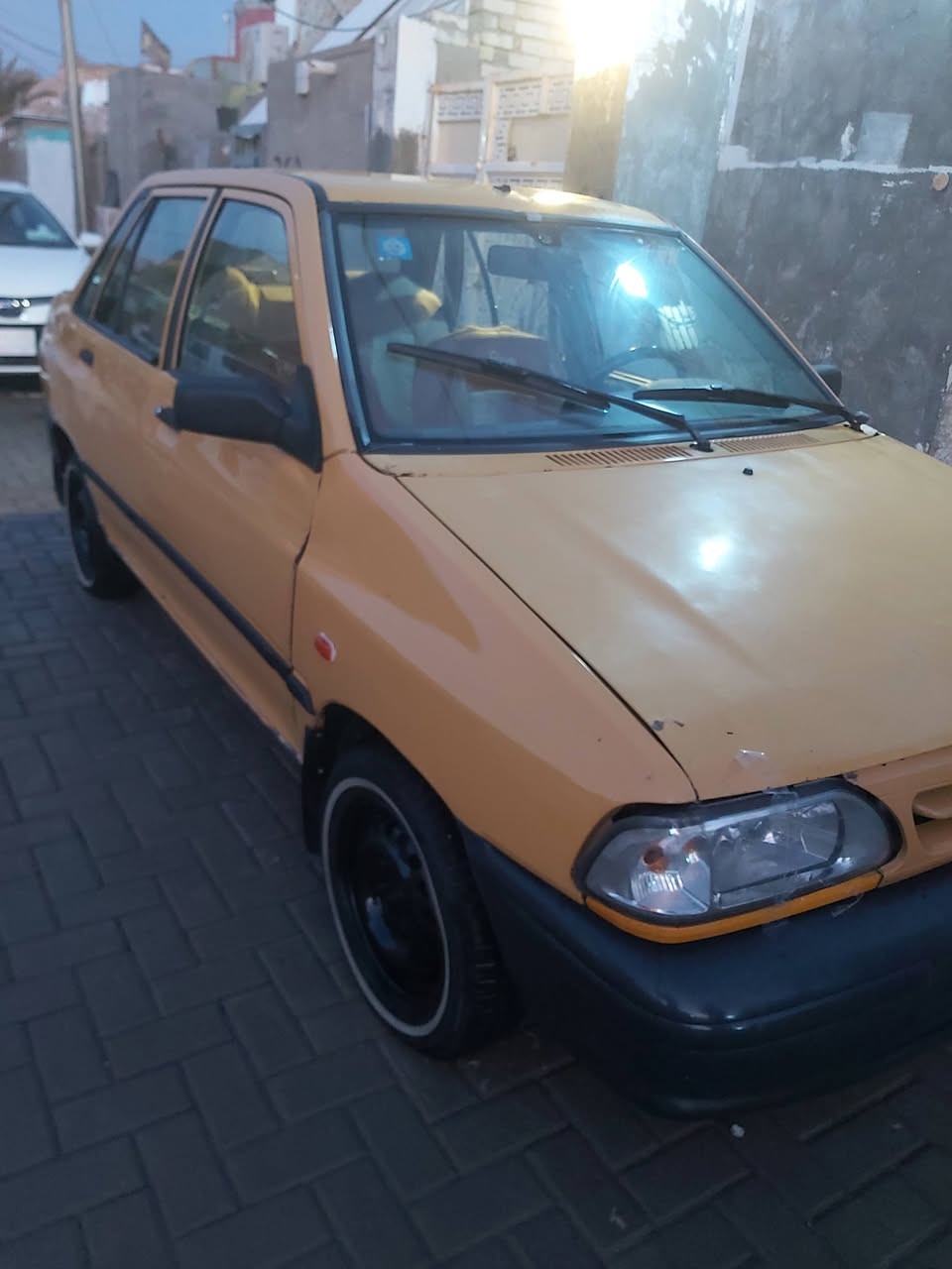 السلام عليكم سايبه مديل 13 مصفره هيه وغرامه مكينه وكير وحداده وتبريد خير من الله
السعر 27 مكاني بغداد سبع قصور ***********
