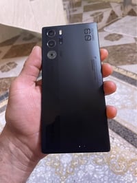 ريد ماجك ٩ برو • ١٢+١٢ رام • ٢٥٦ جيجا