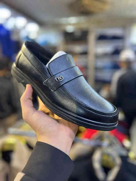 احذيه رجالي شبابي 

قطع حلوة وخفيفه ومريحة باللبس 

يمنه السعر غير شكل
 القطعه ١٠ الف فقط واتحدى اي واحد يوفرها لكم ب ١٠ ألاف 

قياسات40/41/42/43/44/45

#اسم_المحل_تنزيلات_بسعر_الشورجة_ماعدنا_فرع_ثاني_نهائياً

#العنوان كوت داموك الـ ١٥٠ مقابيل حديقة السيسبان (موجود مقطع فيديو مثبت للعنوان )

*********** علي شاكر
*********** علي شاكر

العنوان 

https://maps.app.goo.gl/orfh6md6onBbSP5x5?g_st=com.google.maps.preview.copy
