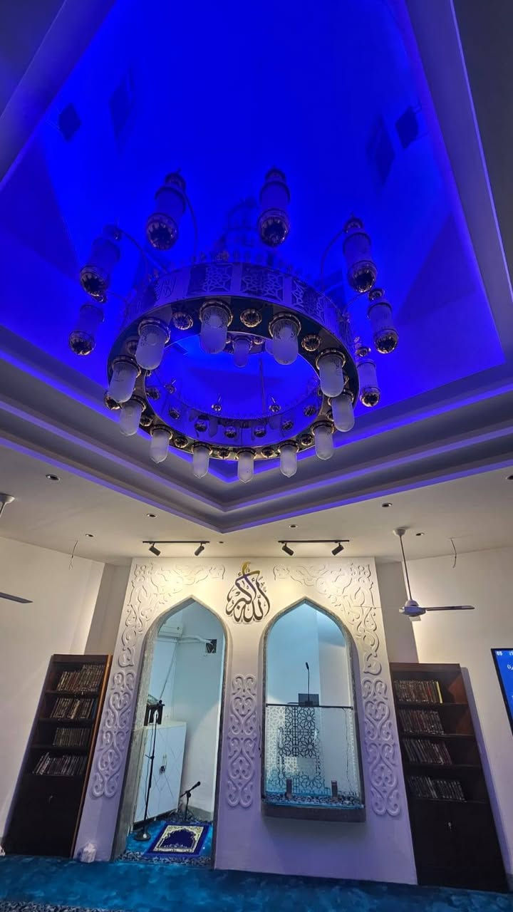 السلام عليكم.
جزء من أعمالنا داخل الموصل .
تم الانتهاء من ترميم احد مساجد الموصل.
اللهمّ لك الحمد 

للتواصل
***********
***********
.
.
.ملاحظة
نعتذر عن ربط الاحمال خارج الساعة(العداد)
