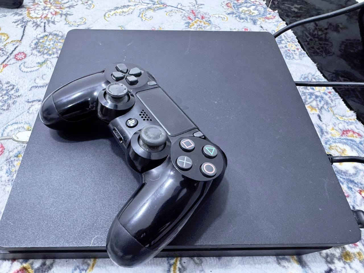 سلام عليكم ورحمة الله 
بلي 4 سلم مهكر تهكير حقن(ابحث عنة واعرفة) بي 7 العاب  ويا جوستك واحد اصلي وذاكرة الجهاز واحد تيرة لوك نضيف ملحقاتة كاملة سعر الجهاز 240 وبي مجال قليل مكاني كوت وتوصيل موجود متواجد واتساب بس خاص قليل اتواجد  
***********
