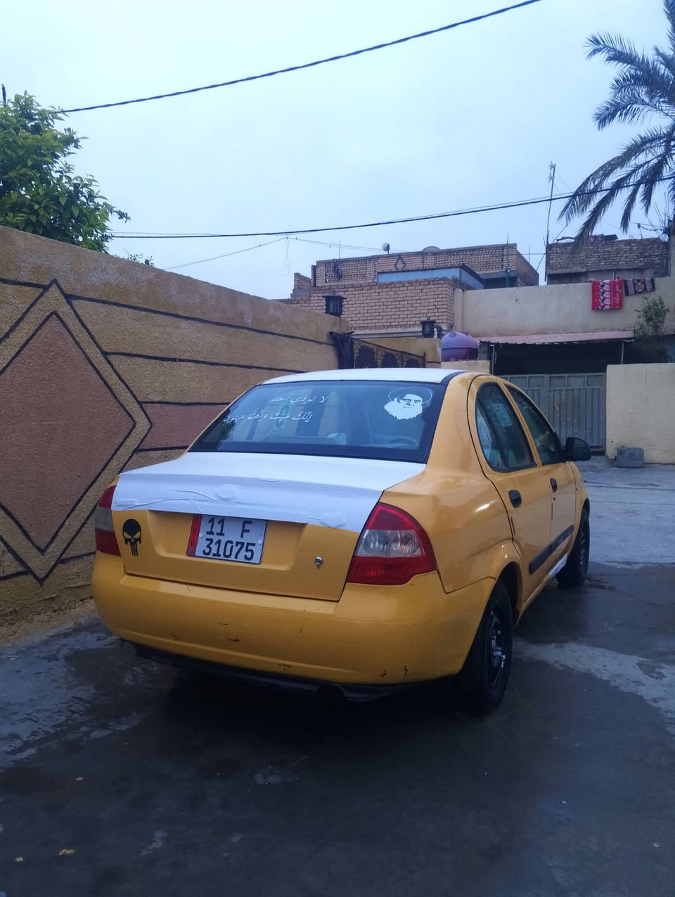 السلام وعليكم طيبة للبيع موديل 2015 سياره جاهزه ماكينه وكير كفاله سنويه جديده كلش حلوه وجاهزة سياره رقم بغداد تحويل مباشر رقم جديد دولي سعر 30 وبيها مجال مكان واسط العزيزية رقم الهاتف. ***********.
