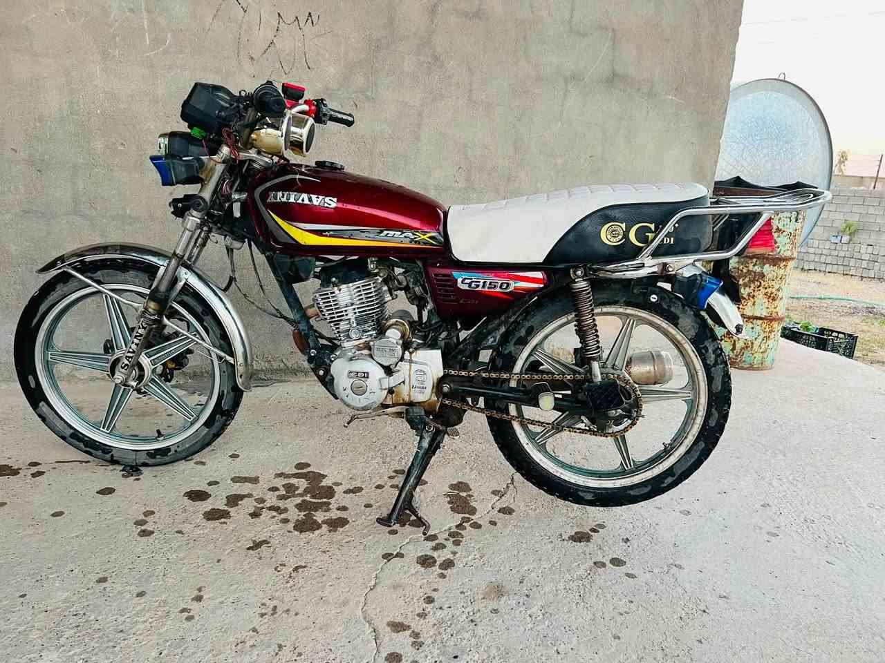 سافان للبيع مكاني كيارة الحود السعر 330 شرط كلشي مايعوزو***********
