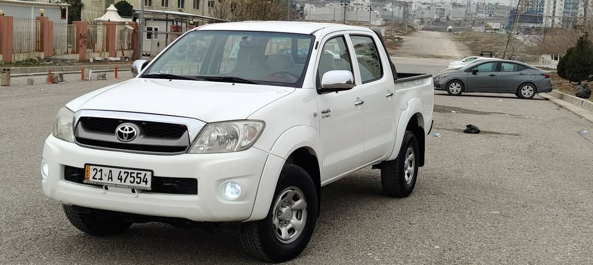 توێتا هایلوکس مودیل ٢٠٠٩ سعودی
ژ.م ***********یان***********
شوێن سلێمانی نرخی ١٧٣گەڵا
مەکینە نەکراوە ٢٣٠هەزار ڕۆشتوە
بێ بۆیاخ نموونەیە لەجوانی بطڵ و ABSو ناوسوور شاشەو کامێرا و زینۆن
هیچ مەسروفی نیە کارەبای و تەبرید و گەرمی و تندوتۆڵی بەشەرت
ڕەقەم و هەزەی تازەیە سەنەوی بەسەرچوە تەحویل بەشەرت السليمانية, العراق
