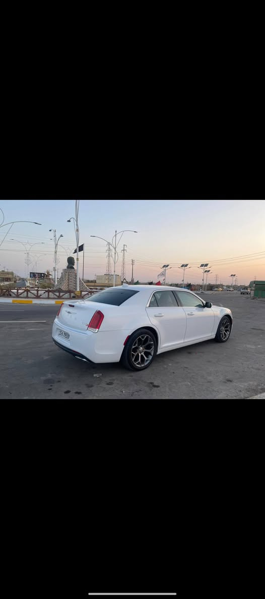 السلام عليكم اوباما للبيع موديل2016
مرمز 2022..
رقم ميسان دولي باسمي.. 
مكينه 3600..
دواخل جلد بيجي.. 
ويل ٢٠تخم تاير حداديه خير من الله.. 
حادث جاملغ وبنيد و 3قطع كلير. . 
صور الحادث مرفقه بل المنشور 
السعر 174وبيها مجال الطيبين.. 
مامشتغله خط استخدام شخصي.. 
مكان السياره ناصرية قضاء الفهود.. 
للاستفسار أكثر ع الرقم.. 
***********..
***********..واتساب
