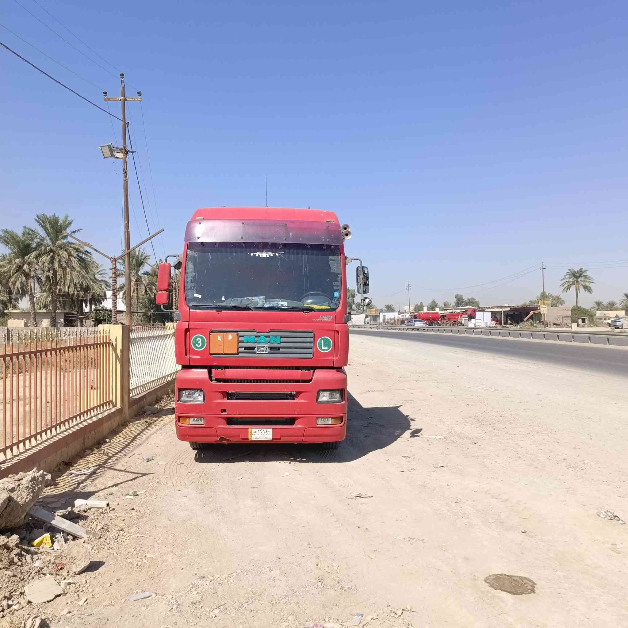 مان تيكه موديل 2007 مكينه بم ونوزل كير اوتوماتيك ريتايدر تخم تاير باتريات جديده سياره كامله تحويل مباشر رقمها بغداد مربوطة فلات ذات جوانب متحركه اربع محاور شراي يتصل ***********
