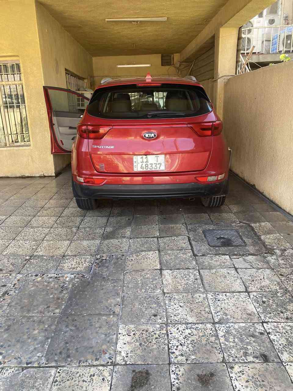 سبوتج٢٠١٧ خليجي للبيع
السياره محرك ٢٠٠٠ دووش
ماشيه ١٦٤حقيقي. بسمي رقم دولي جديد
مكفوله من الصبغ والضربه.بيه باردات .اريل نفكيشن.
مري شفط.مسجل شاشه اصلي.حساسات اماميه وخلفيه. اشاير بالمري. كاميرا. قطعتين تبريد .ويل كب .يدات نيكل.ثلاث اوضاع قياده .تحكم ستيرن جهتين          
عنوان بغداد محموديهالسعر١٧٢وبيهه مجال بسيط 
 ***********
