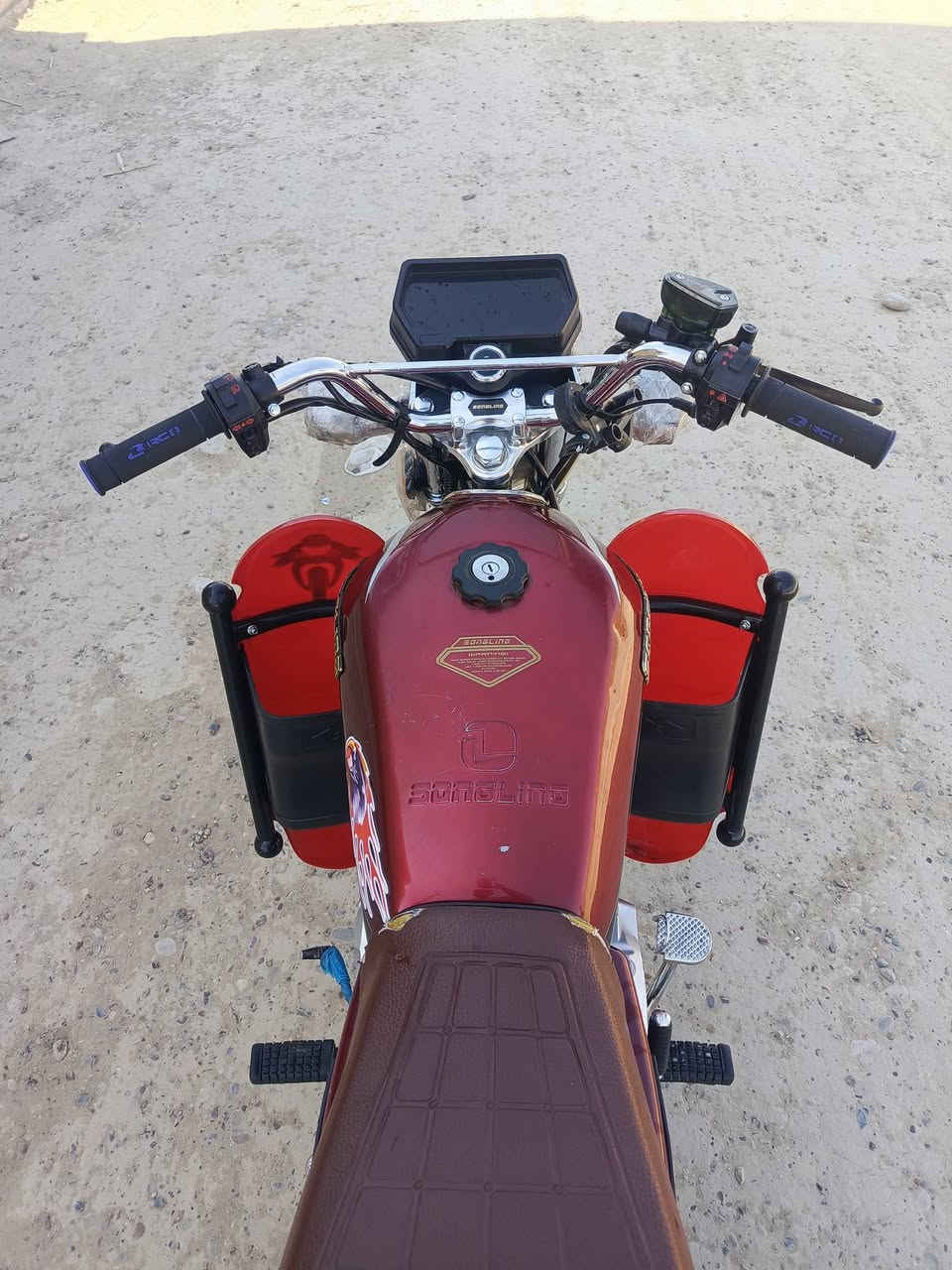 للبيع سيفان موديل 2025زيرو بل كارتون رمبه بصمه تشتغل عن بعد اوراق كامله لسعر 750مكاني بغداد ***********
