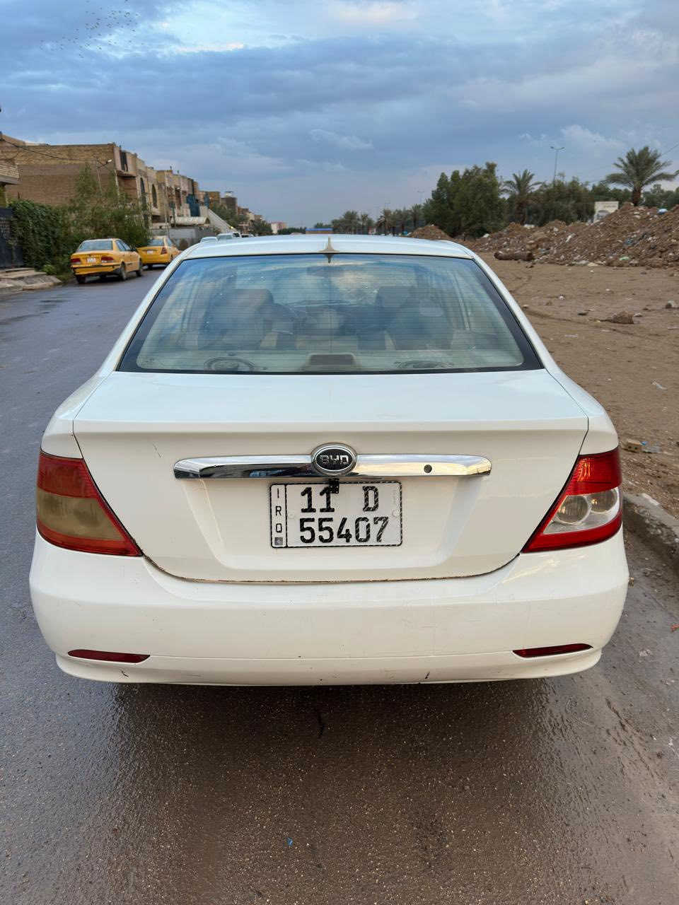 بي واي دي F3 كير اوتوماتيك المرغوب تجي گير ومكينه بلادي لانسر موديل 2012 سياره كامله من كلشي مكينه تبريد صدر ترايهه حلو سنويه باسمي مشروع وطني وين ميعجبك حول رقم بغداد انكليزي الجديد سياره دواخلهه حلوه مواصفات السياره معروفه وشادلهه شاشه وكامره مكان سياره بغداد سعرهه 58 وبيهه مجال للاستفسار ***********
