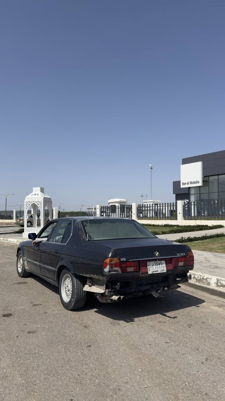 للبيع
73-0v8-اصل 
موديل 1993
سلايت طكتين 
دبل اريرباك 
دبل جكمجه 
تبريد شغال 
صدر جديد 
كهربيات كله شغاله 
سياره بدون صبغ بلاديه فقط قماره جارده 
***********

